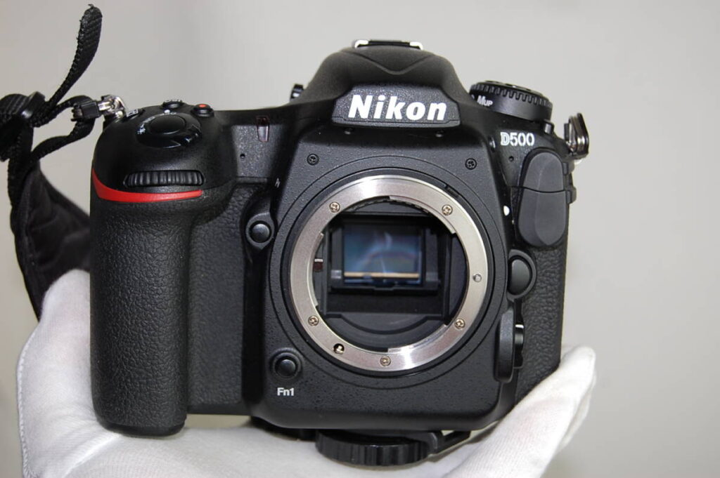 Nikon ニコン D500 カメラボディ　付属品がほとんど無くても買取しました(静岡県静岡市）